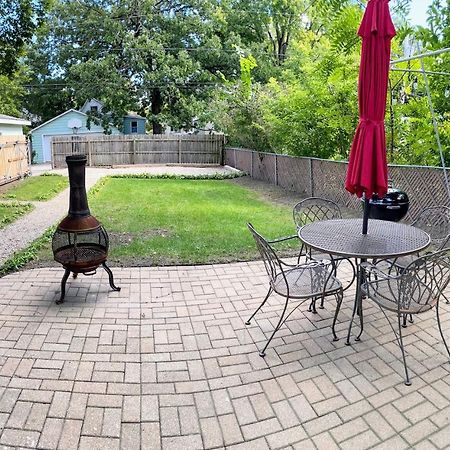 *King Bed/3Bds House Near Naval Base & 6Flags* Apartment Waukegan Exterior photo